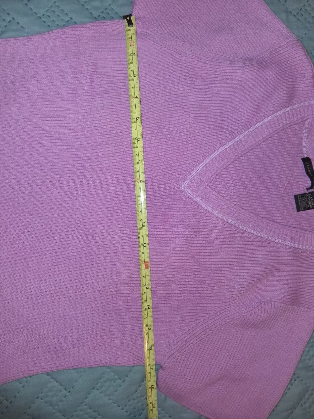 Pink Rib Knit V-Neck Sweater-size XL - Picture 3 of 5